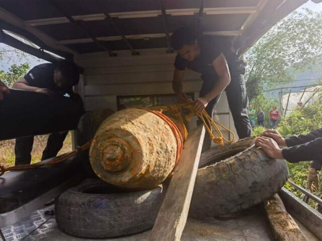 RECU-COR safely handles 1,000 lbs bomb unearthed in Sablan, Benguet