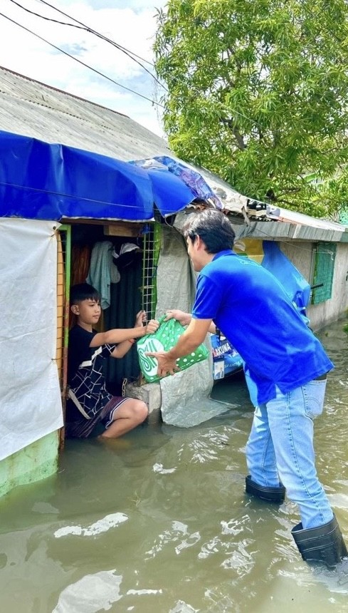 thumbnail_Monsoon, typhoon crising SM Operation Tulong Express-A thumbnail_Monsoon, typhoon crising SM Operation Tulong Express-A