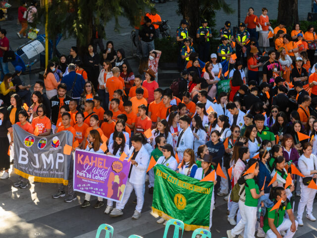 Kahel walk marks 18-Day campaign to end violence against women