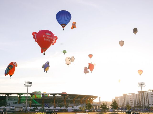 30,000 attend Philippine International Hot Air Balloon Fiesta in Clark